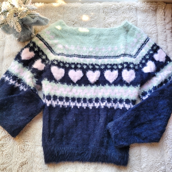 🍒NWT🍒 VICTORIA'S SECRET SWEATER - Picture 4 of 8